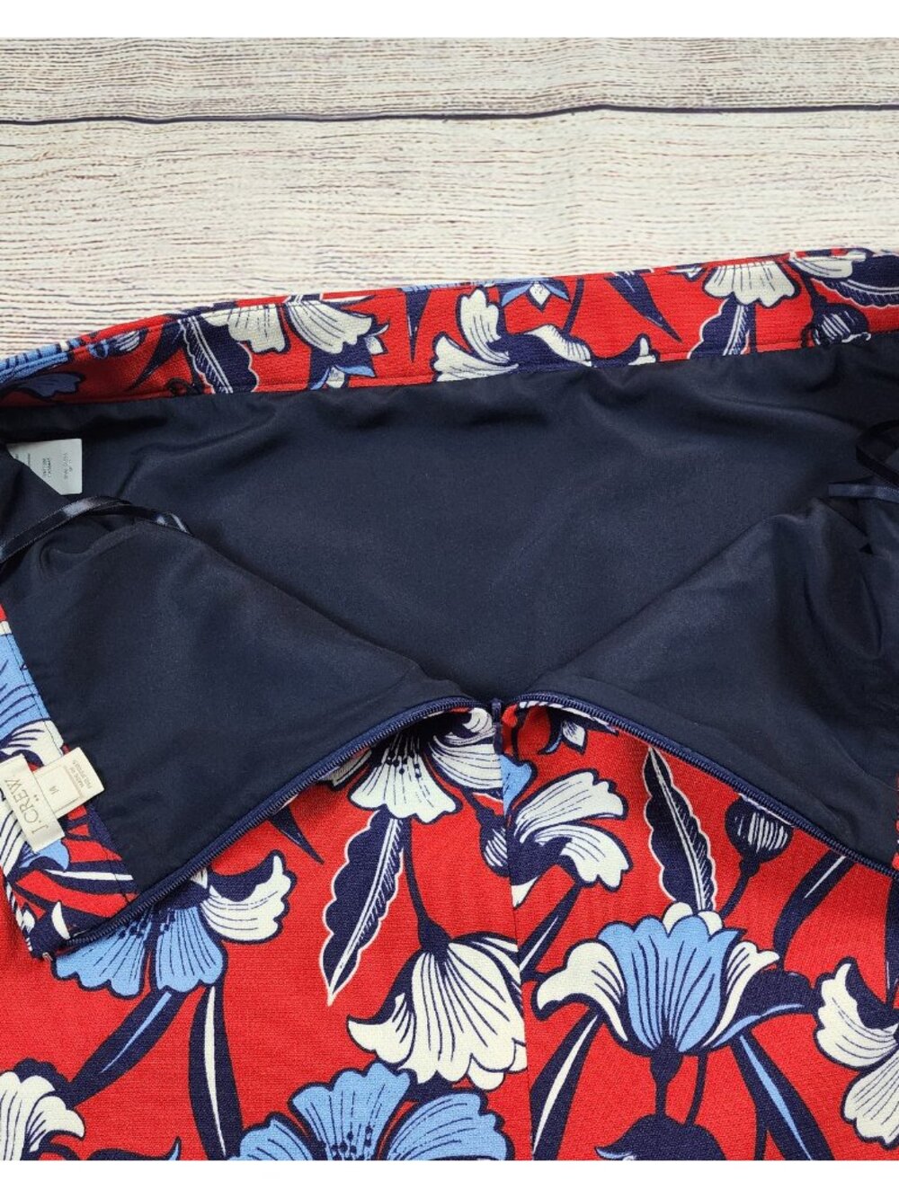 J. Crew Floral Pencil Skirt Size 14 Blue White Red Career Office Americana Bold - Picture 3 of 8